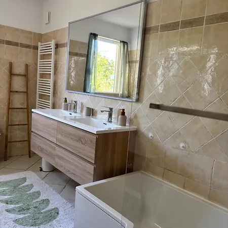 Du Maquis Avec Piscine - Porticcio - Proche